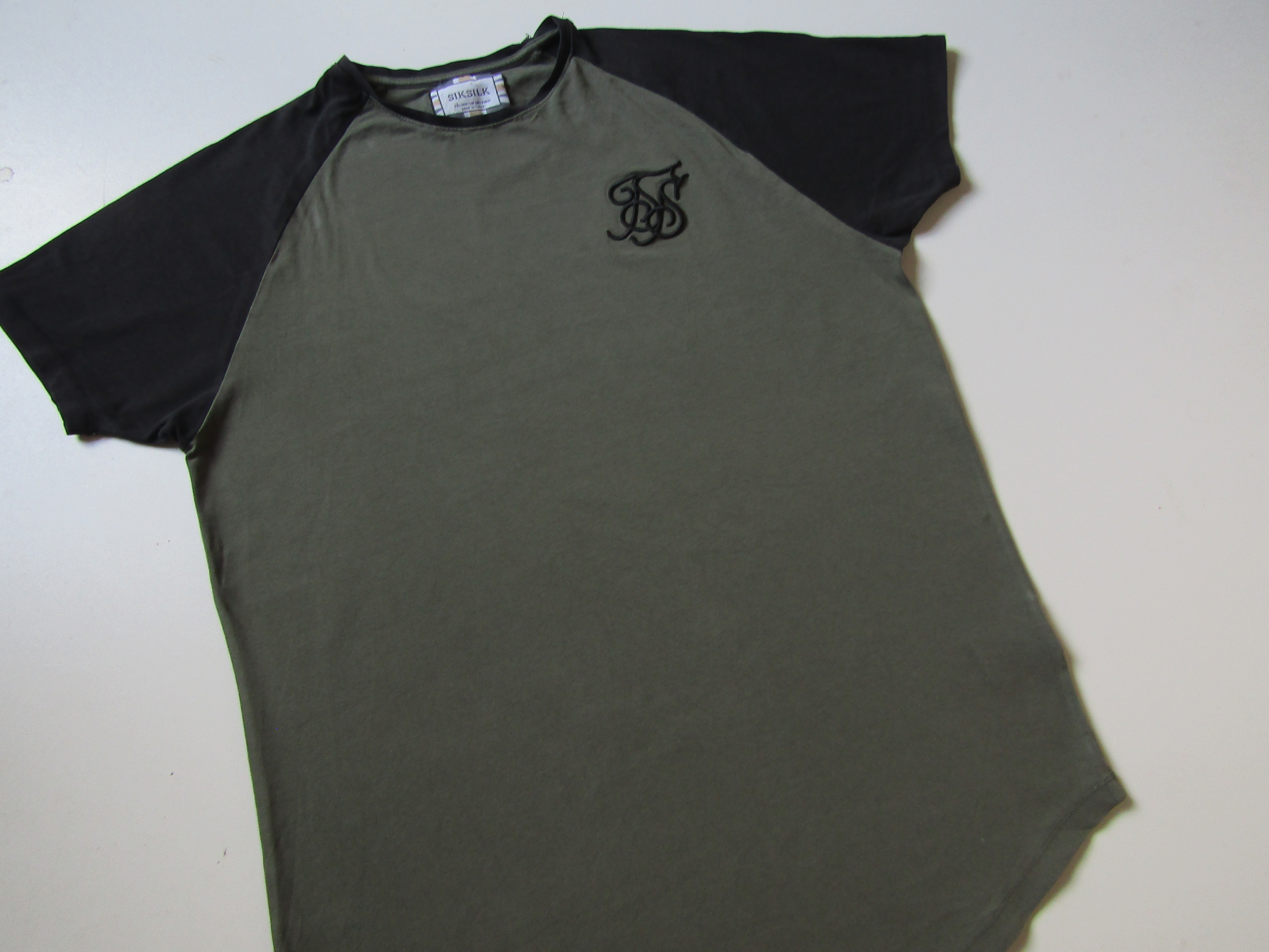 Dámské dlouhé tričko - SIKSILK... VEL-M