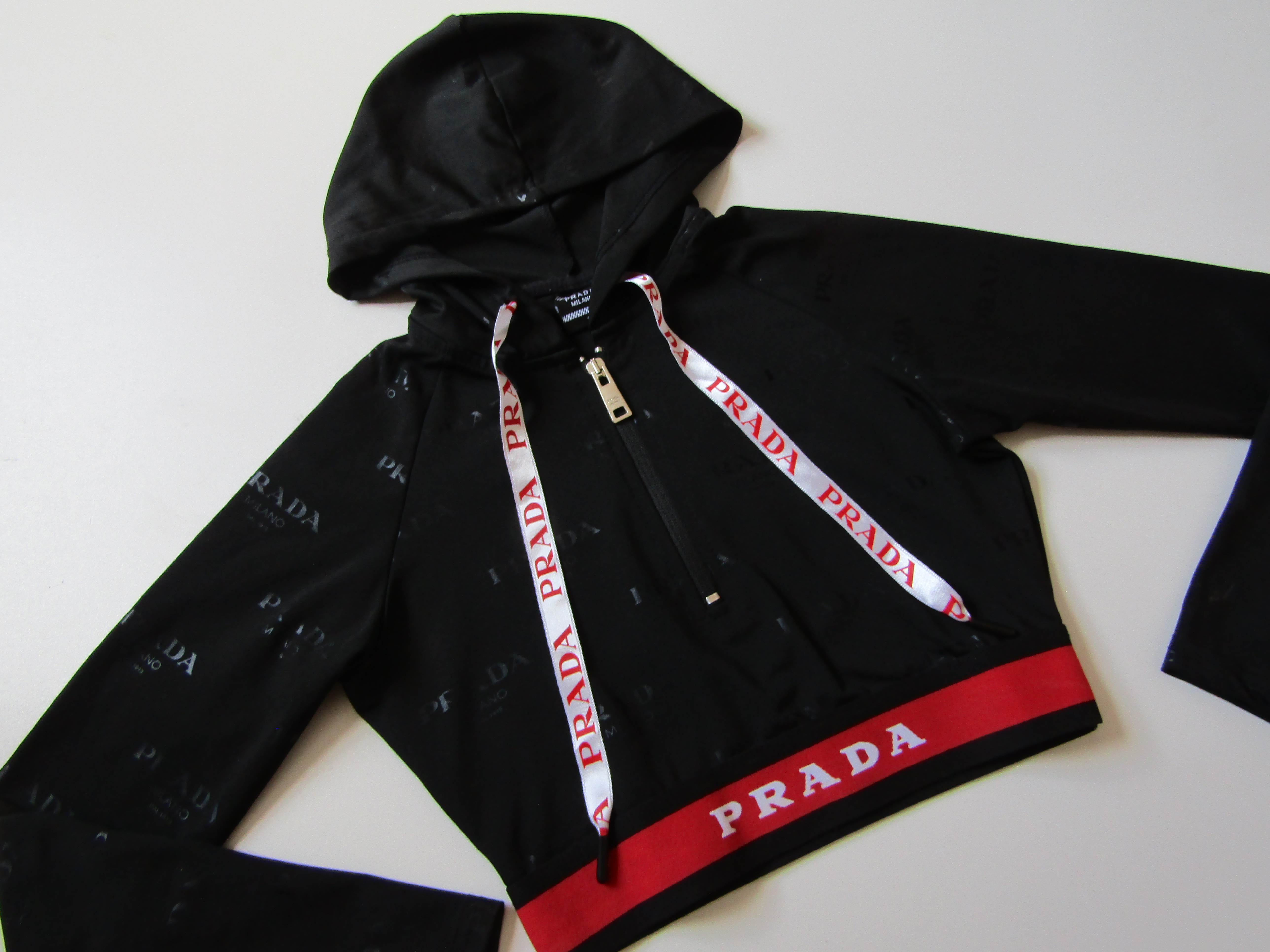 Dívčí mikina- PRADA MILANO... VEL-S
