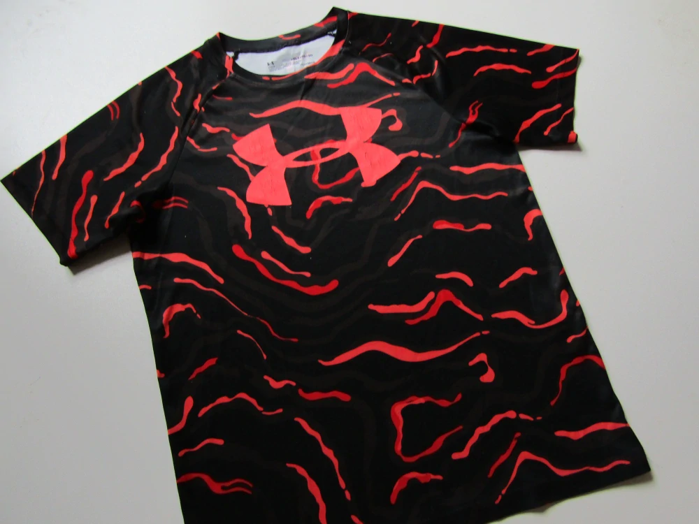 Chlapecké sportovní tričko- UNDER ARMOUR... VEL-152-164