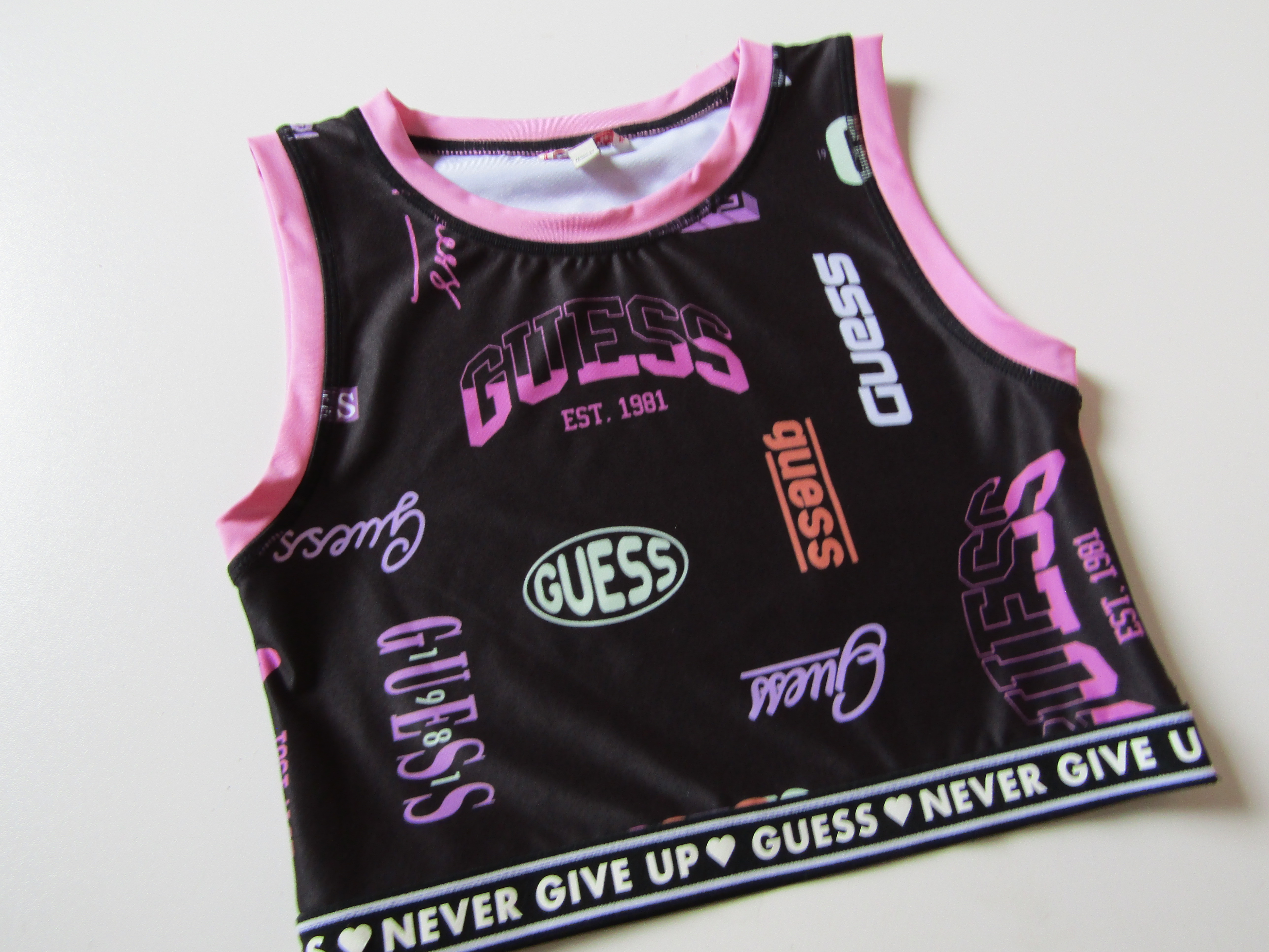 Dívčí vršek- GUESS... VEL-XS