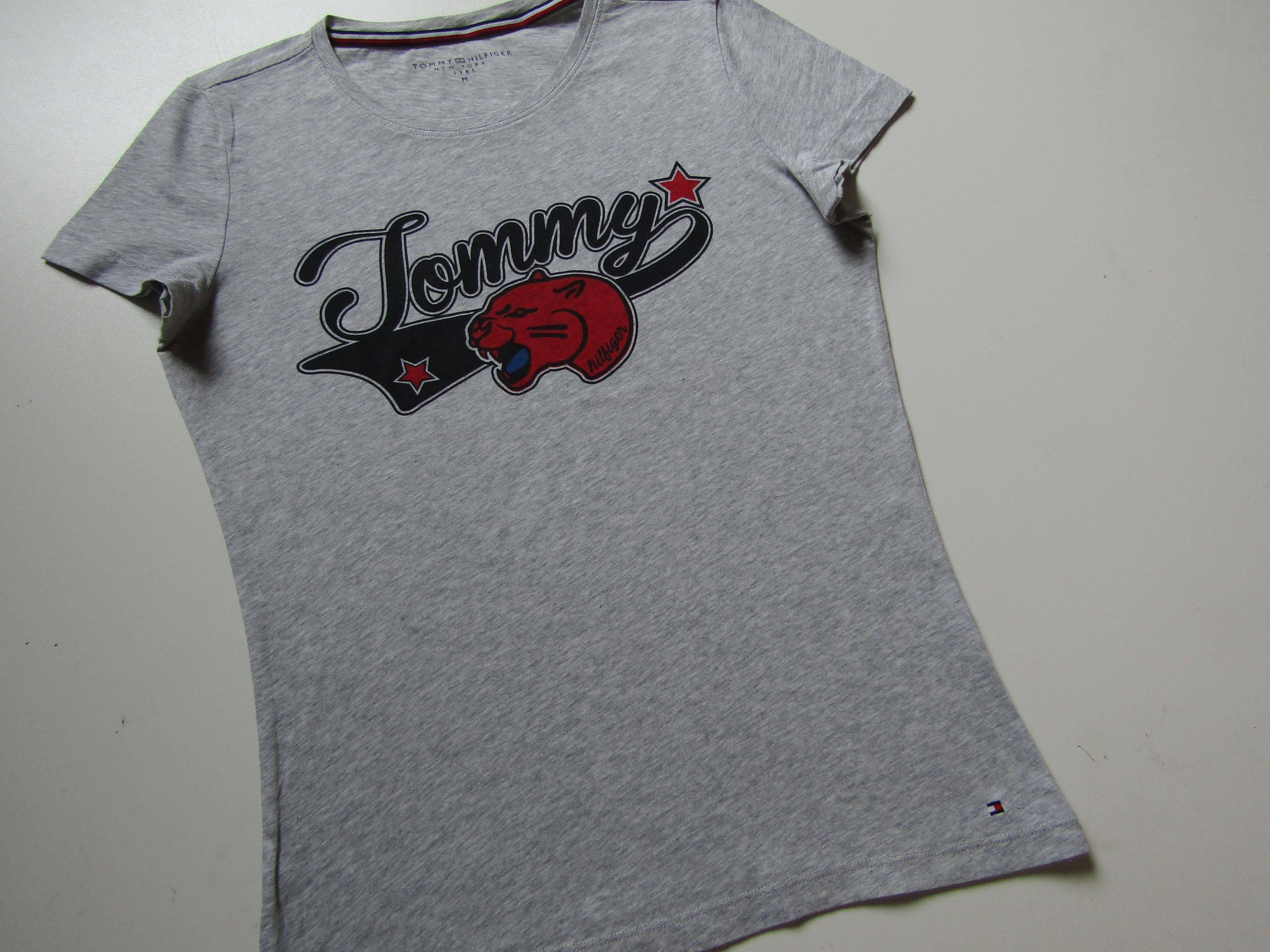Dámské tričko- TOMMY HILFIGER... VEL-M