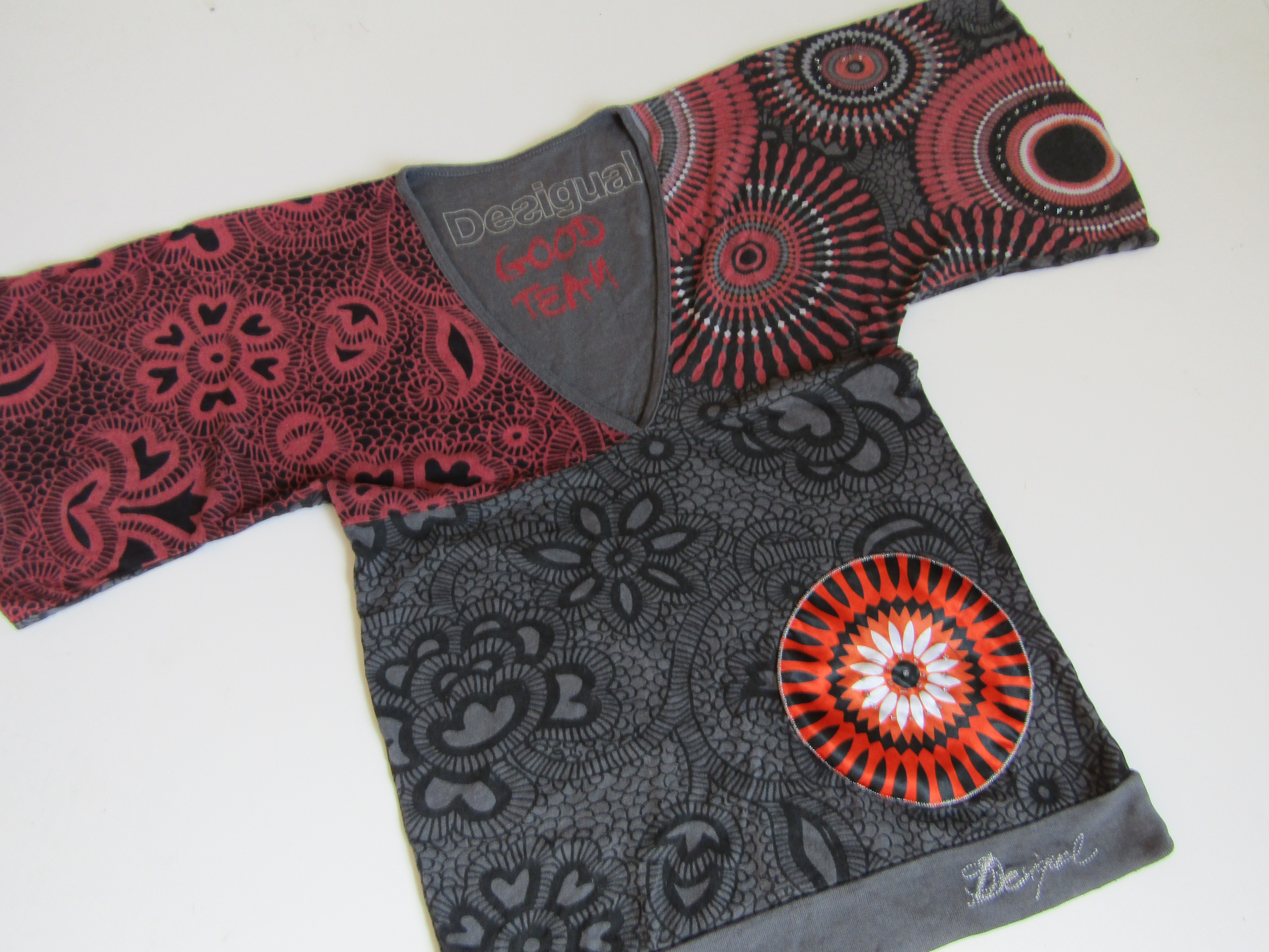 Dámská halenka- DESIGUAL... VEL-S