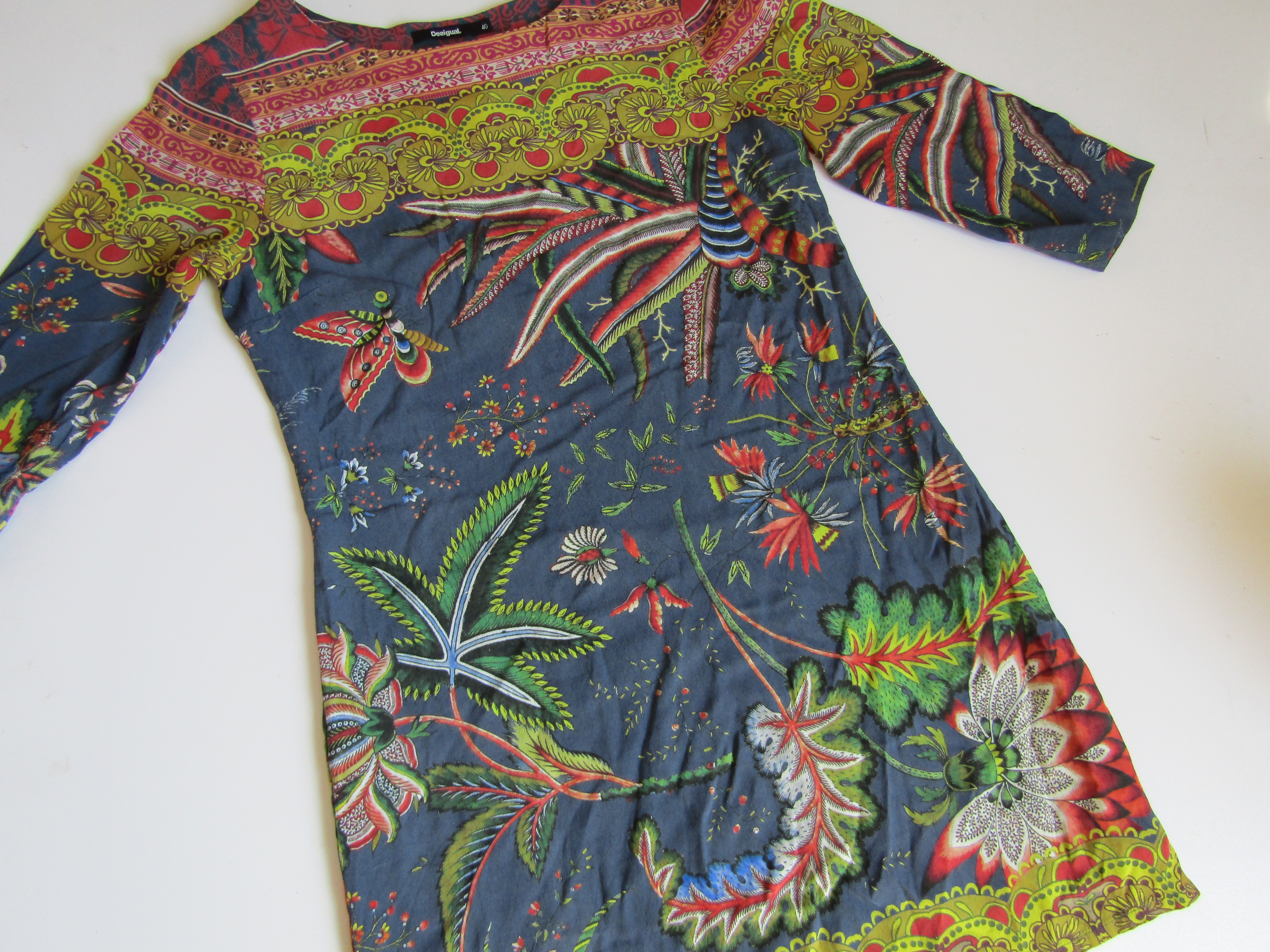 Dámské šaty- DESIGUAL-NOVÉ... VEL-38