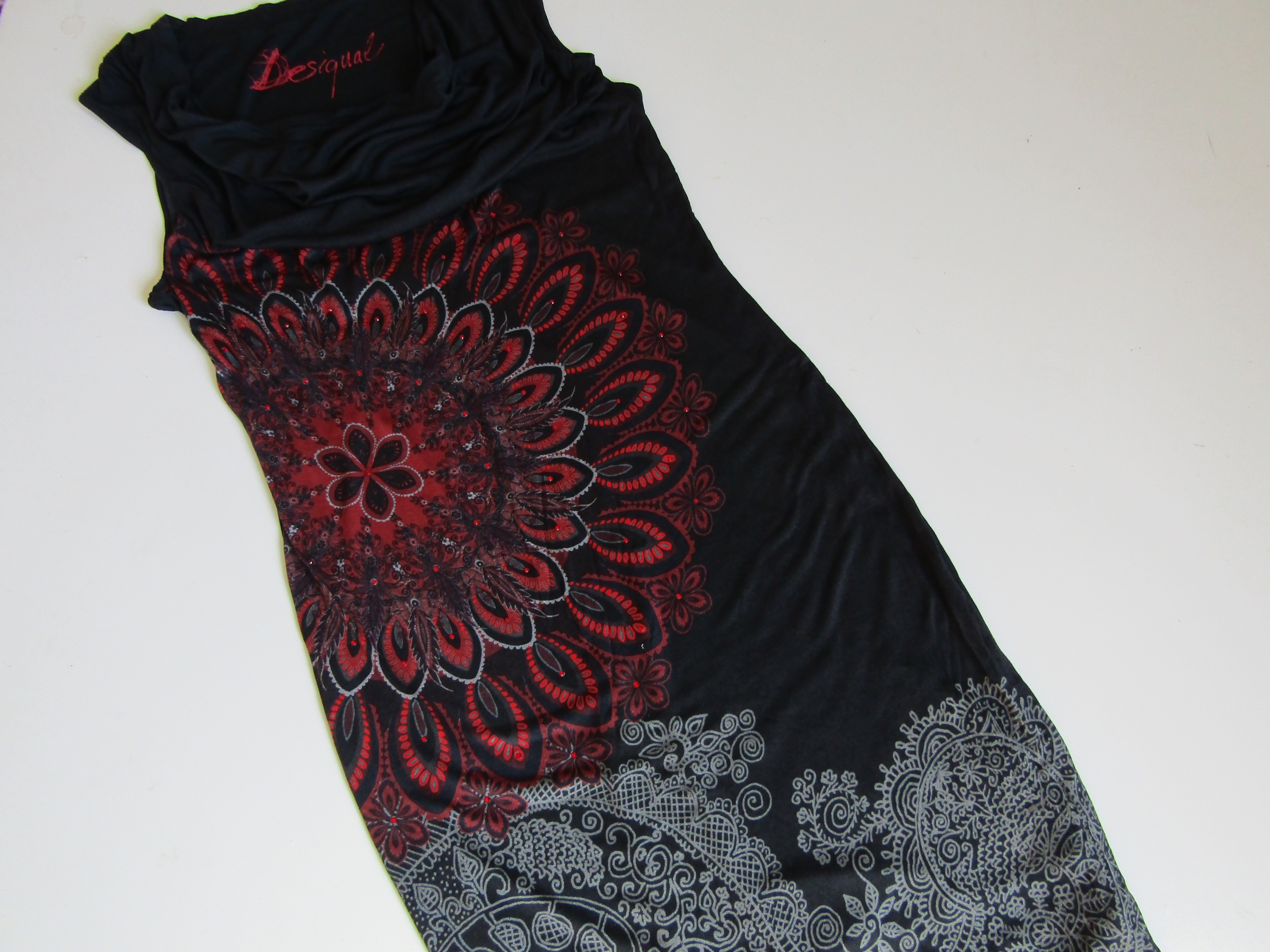 Dámské šaty- DESIGUAL... VEL-40