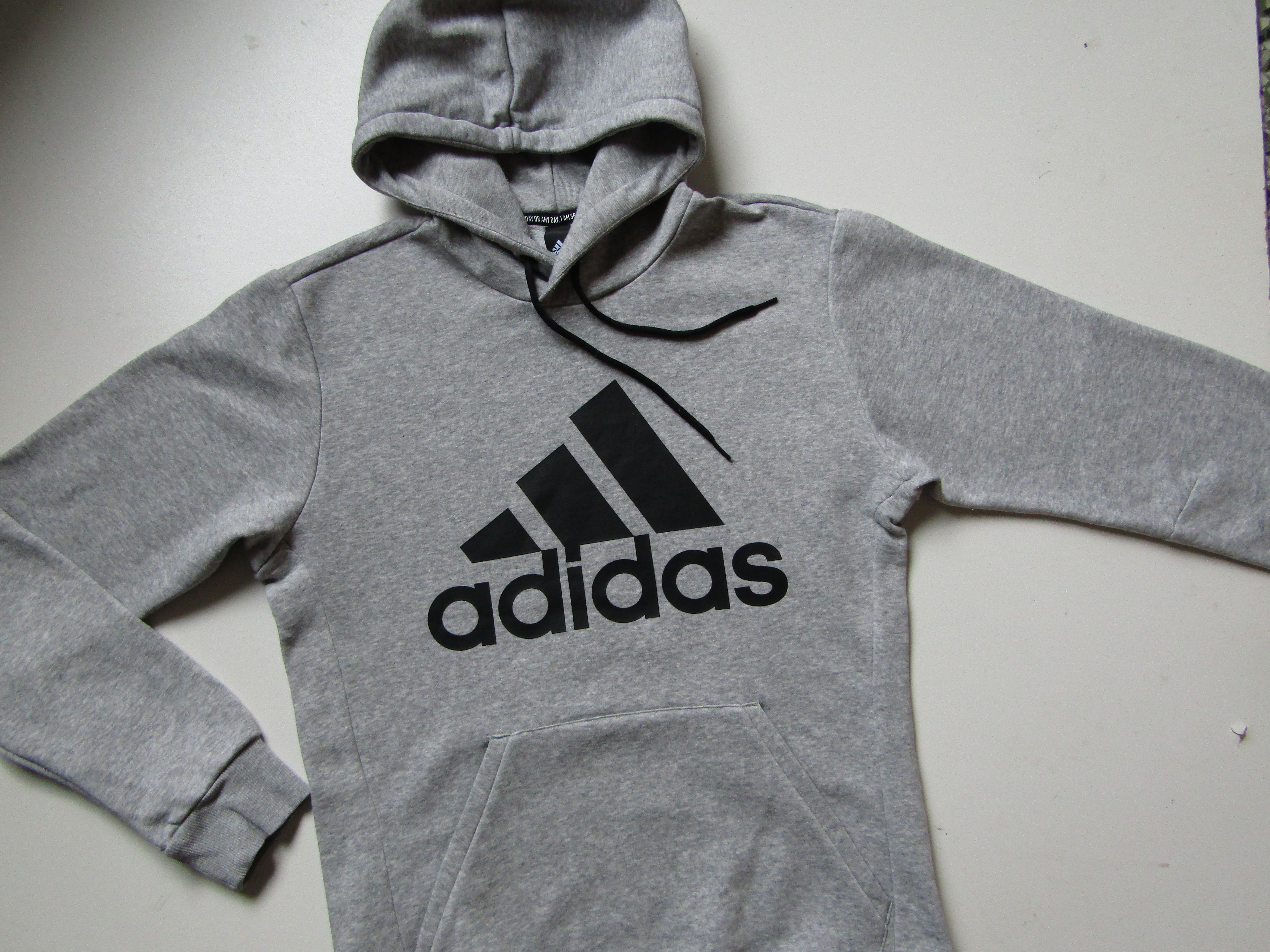 Chlapecká sportovní mikina- ADIDAS... VEL-M