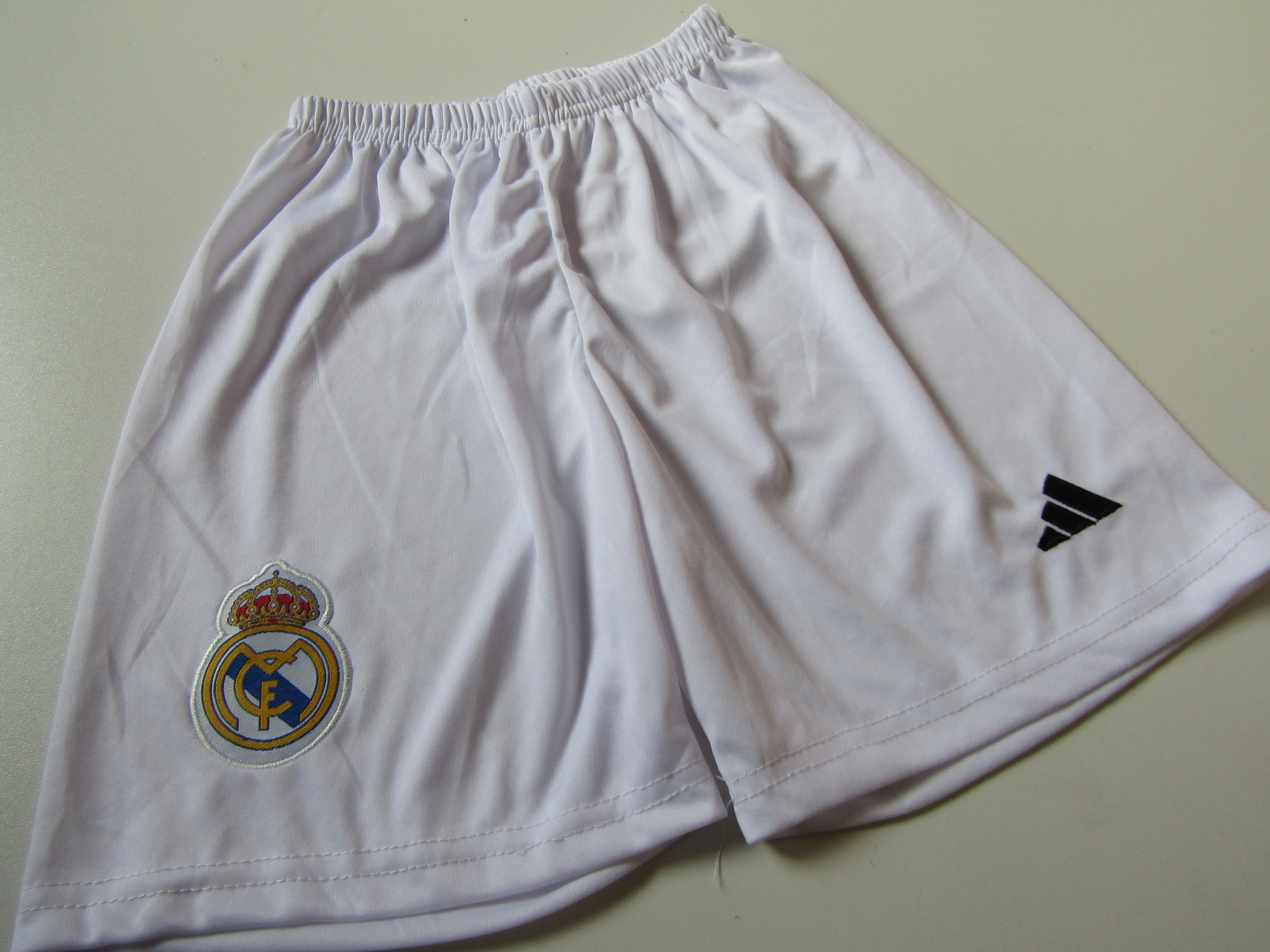 Chlapecké sportovní kraťasy- ADIDAS... VEL-140-146