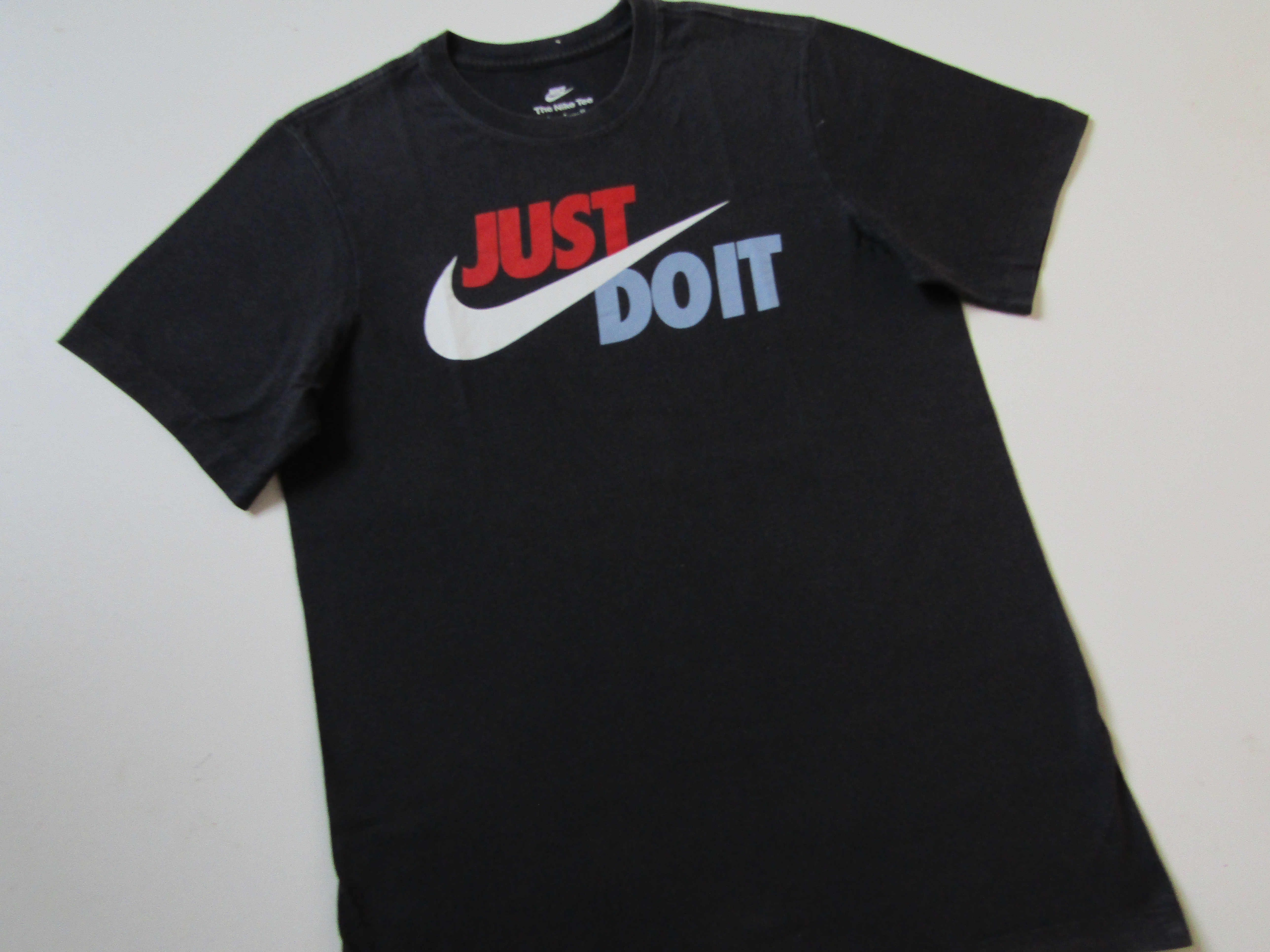Pánské sportovní tričko- NIKE... VEL-S