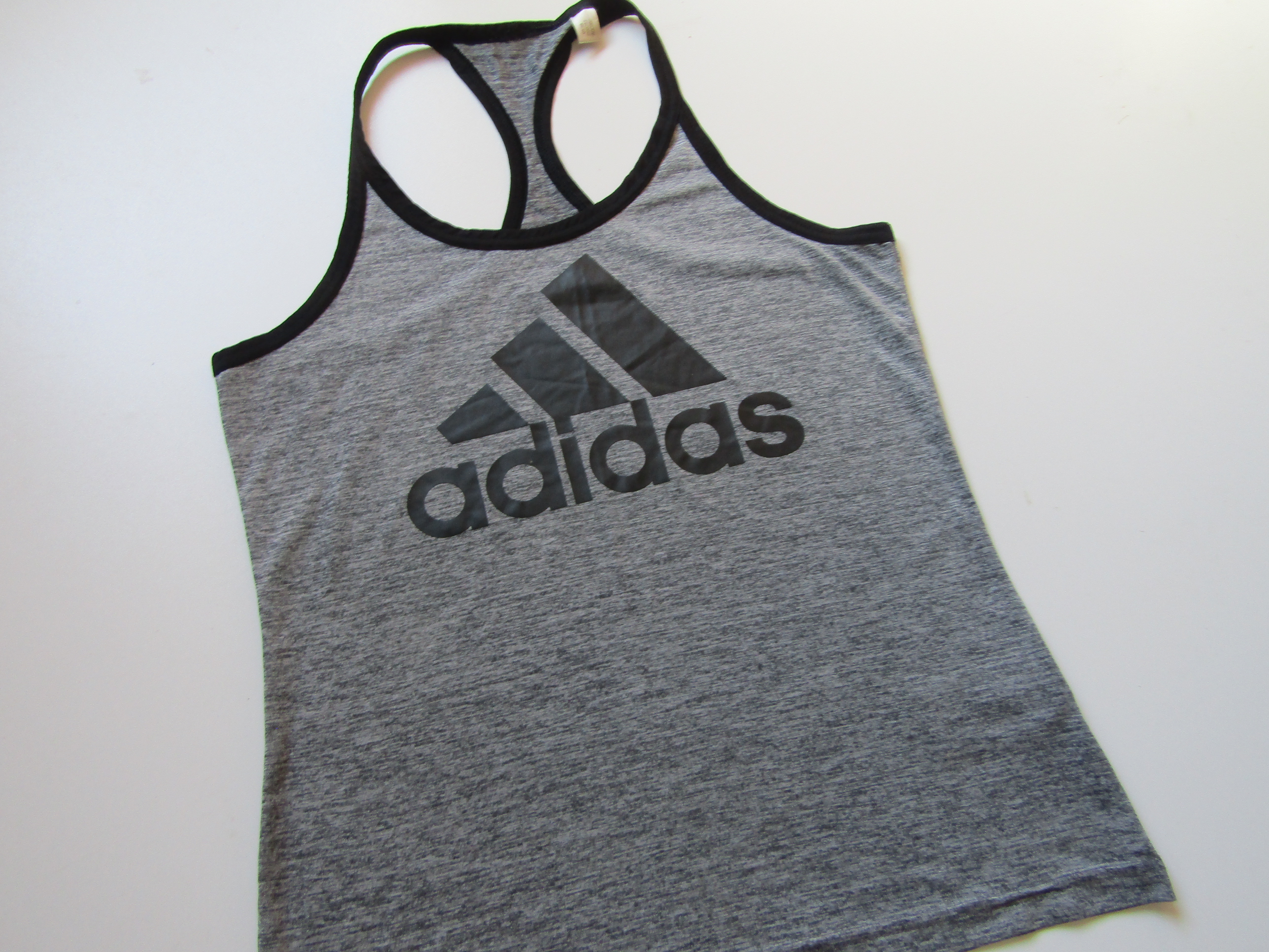 Dámské sportovní tílko- ADIDAS... VEL-40-42