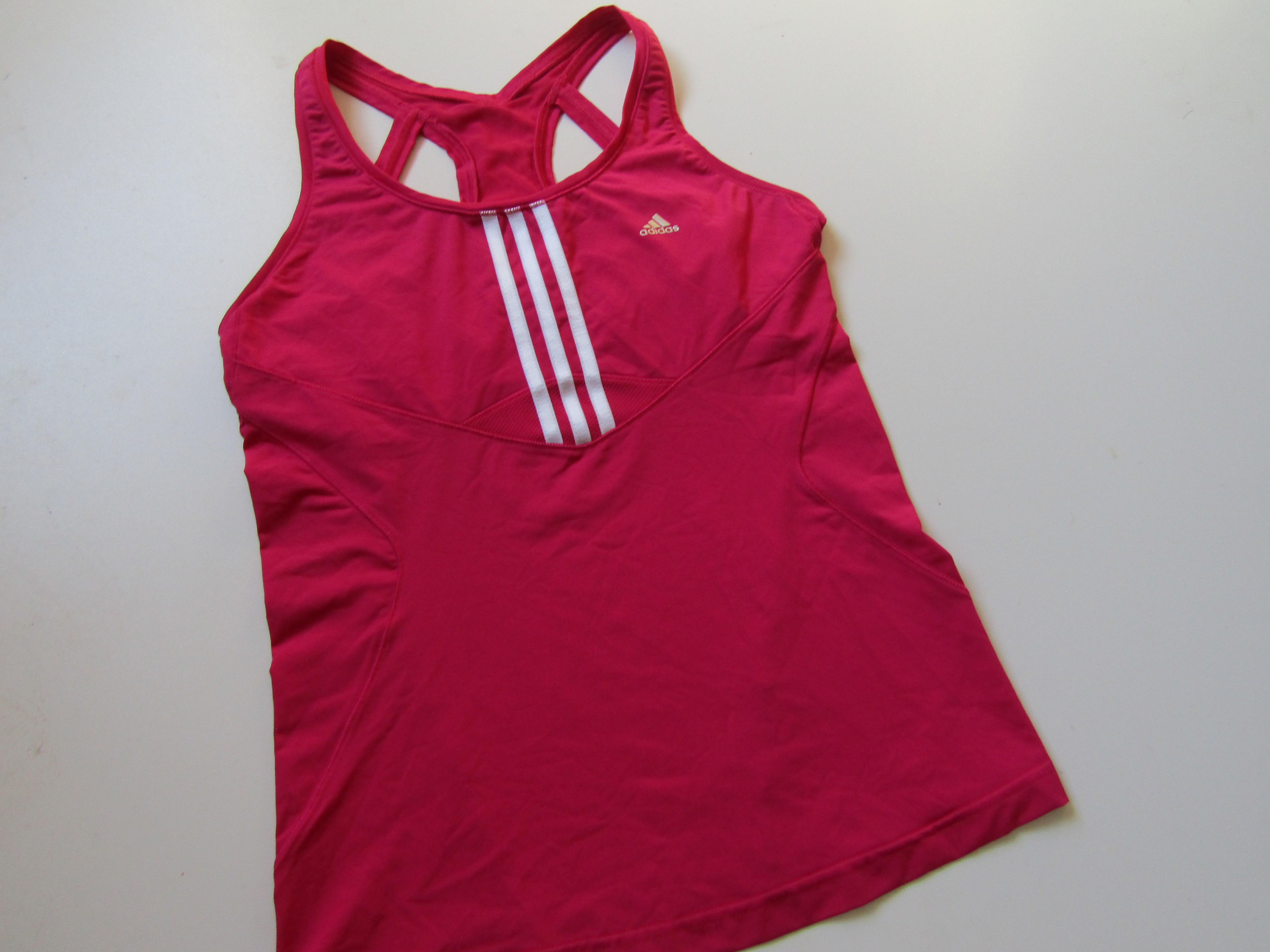 Dámské sportovní tílko- ADIDAS-NOVÉ... VEL-40