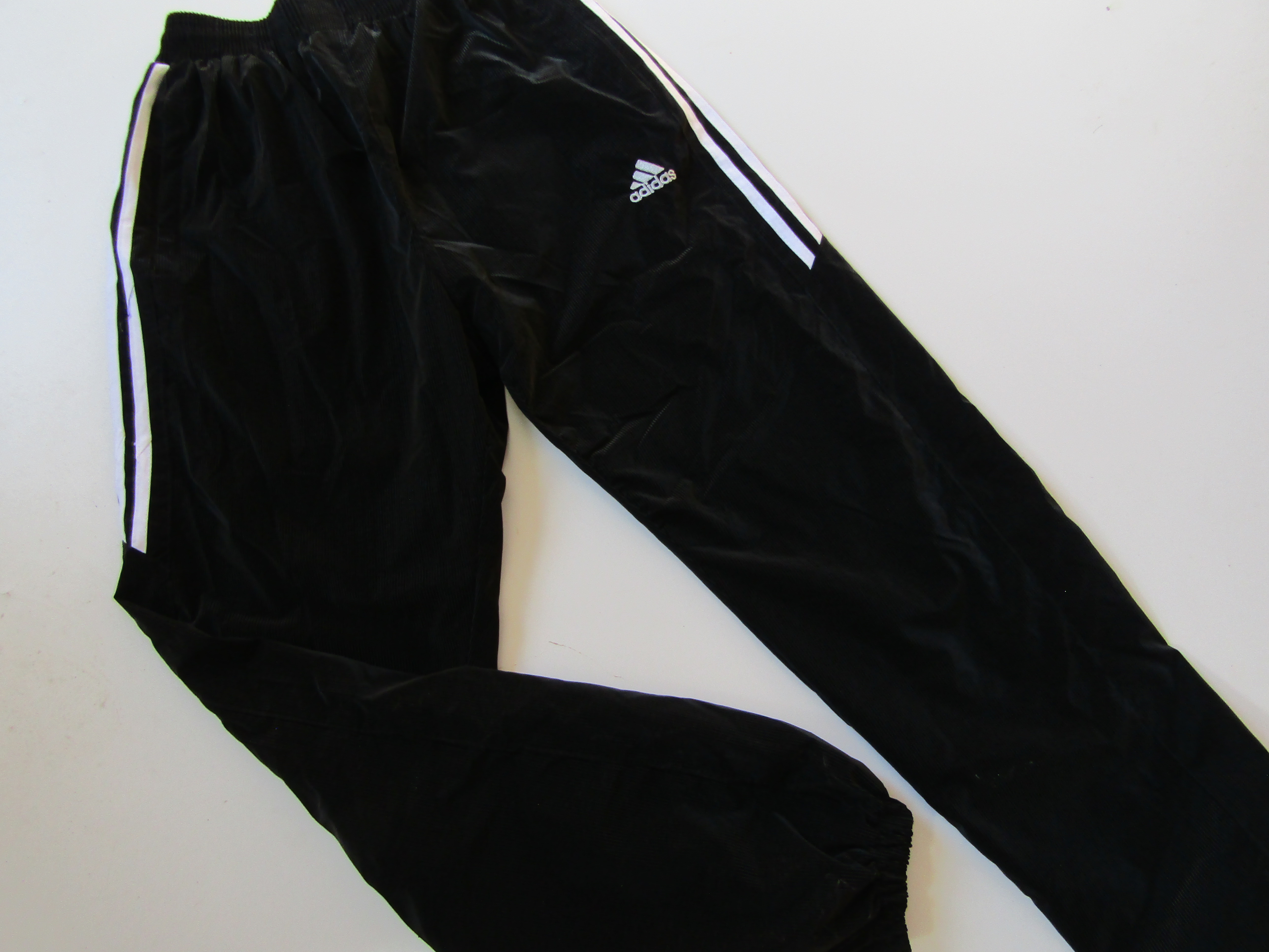 Dívčí sportovní kalhoty- ADIDAS... VEL-L