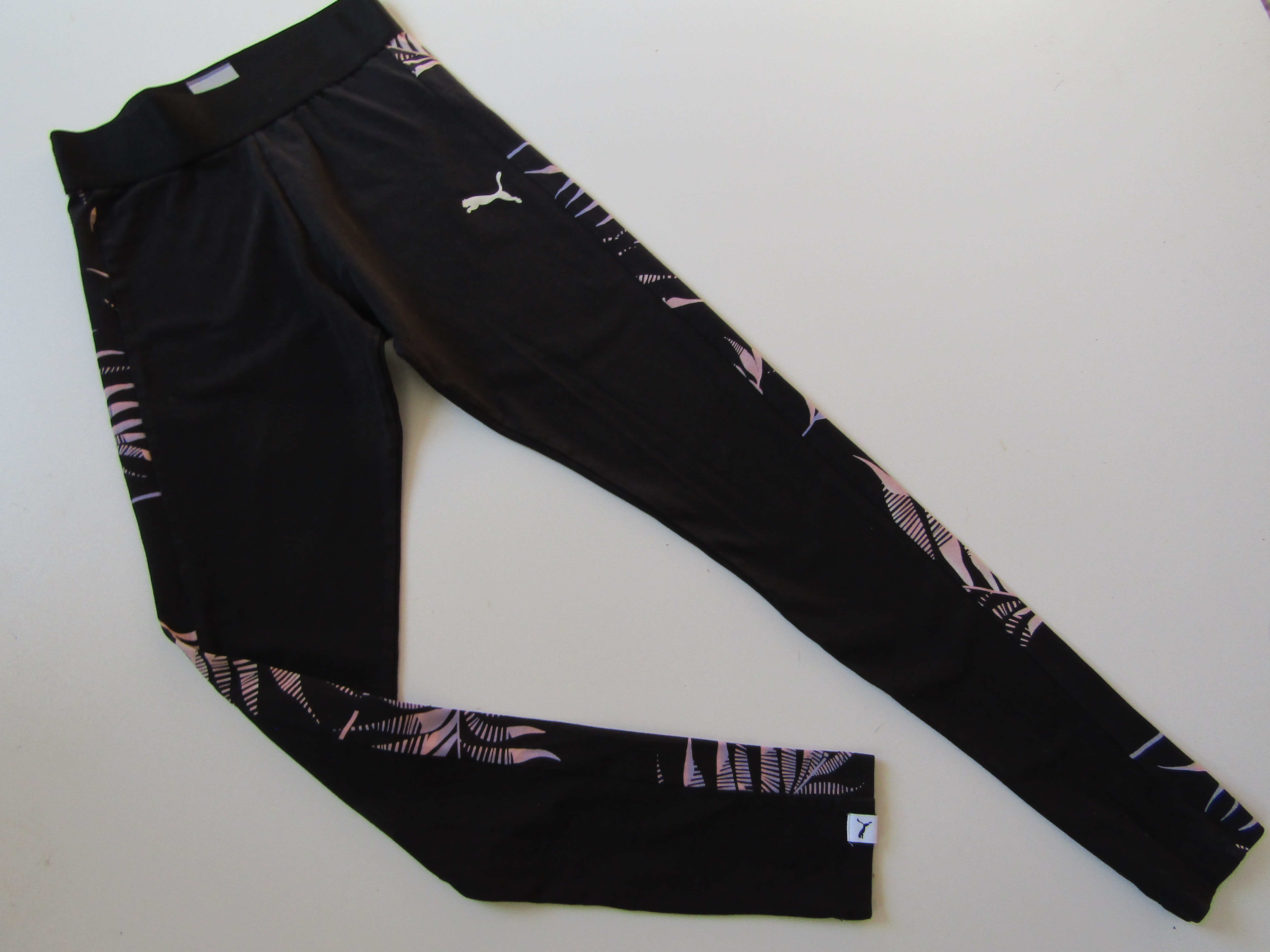 Dívčí sportovní leginy- PUMA... VEL-158-164