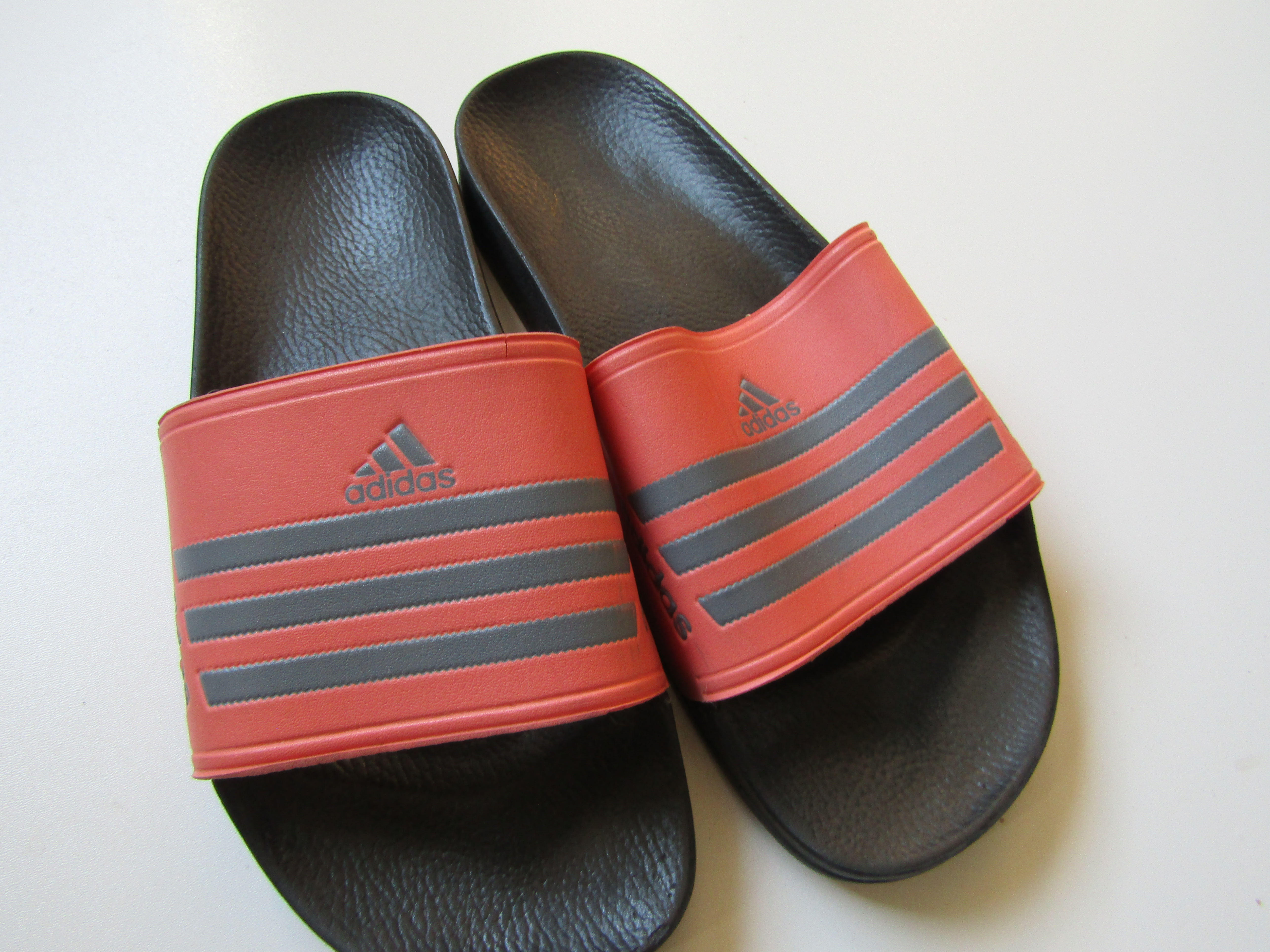 Dívčí pantofle- ADIDAS... VEL-38