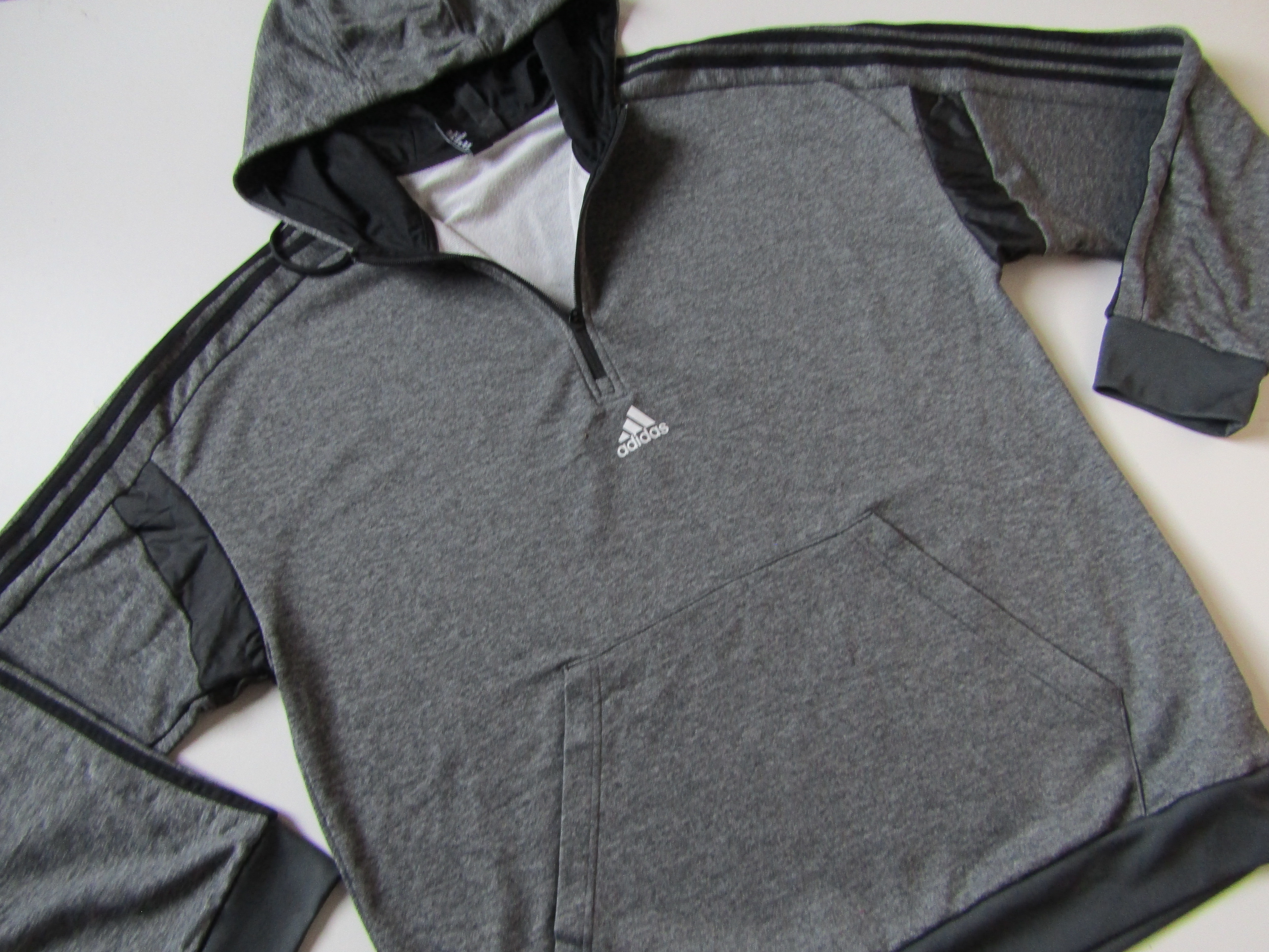 Pánská sportovní mikina- ADIDAS-NOVÁ... VEL-XL
