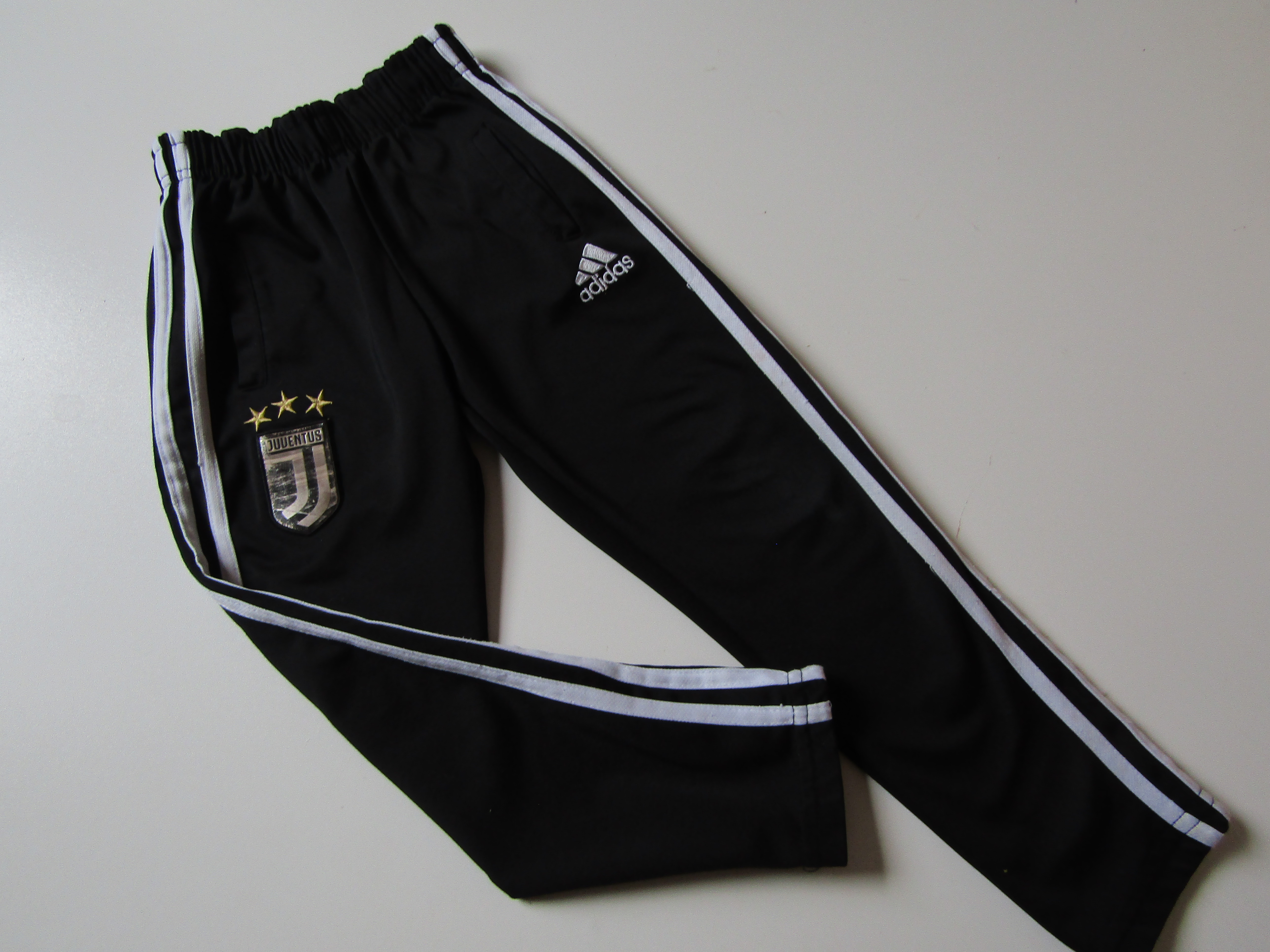Chlapecké sportovní tepláky- ADIDAS... VEL-110