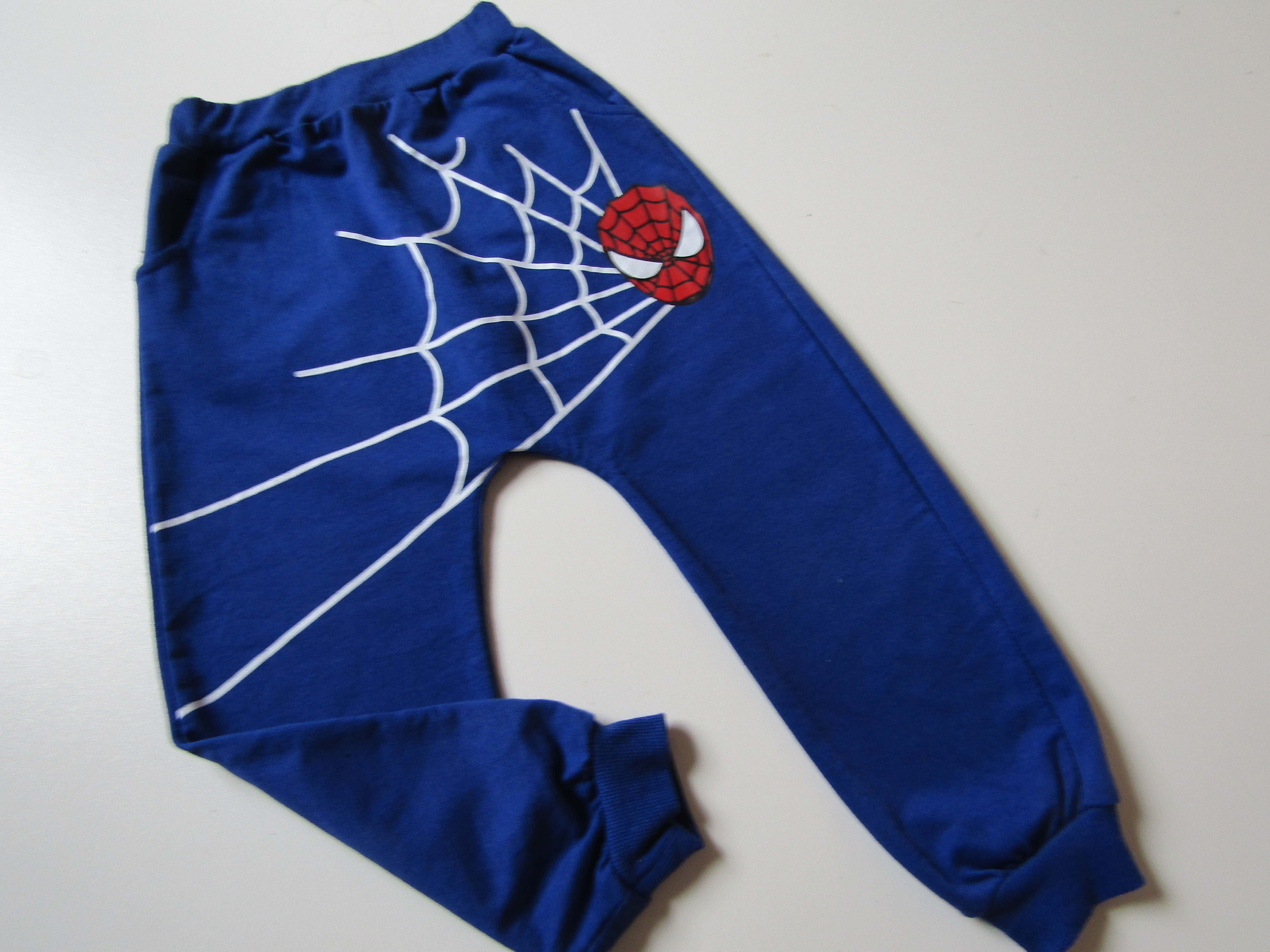 Chlapecké tepláky- SPIDERMAN... VEL-110-116