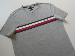 Chlapecké tričko- TOMMY HILFIGER... VEL-L