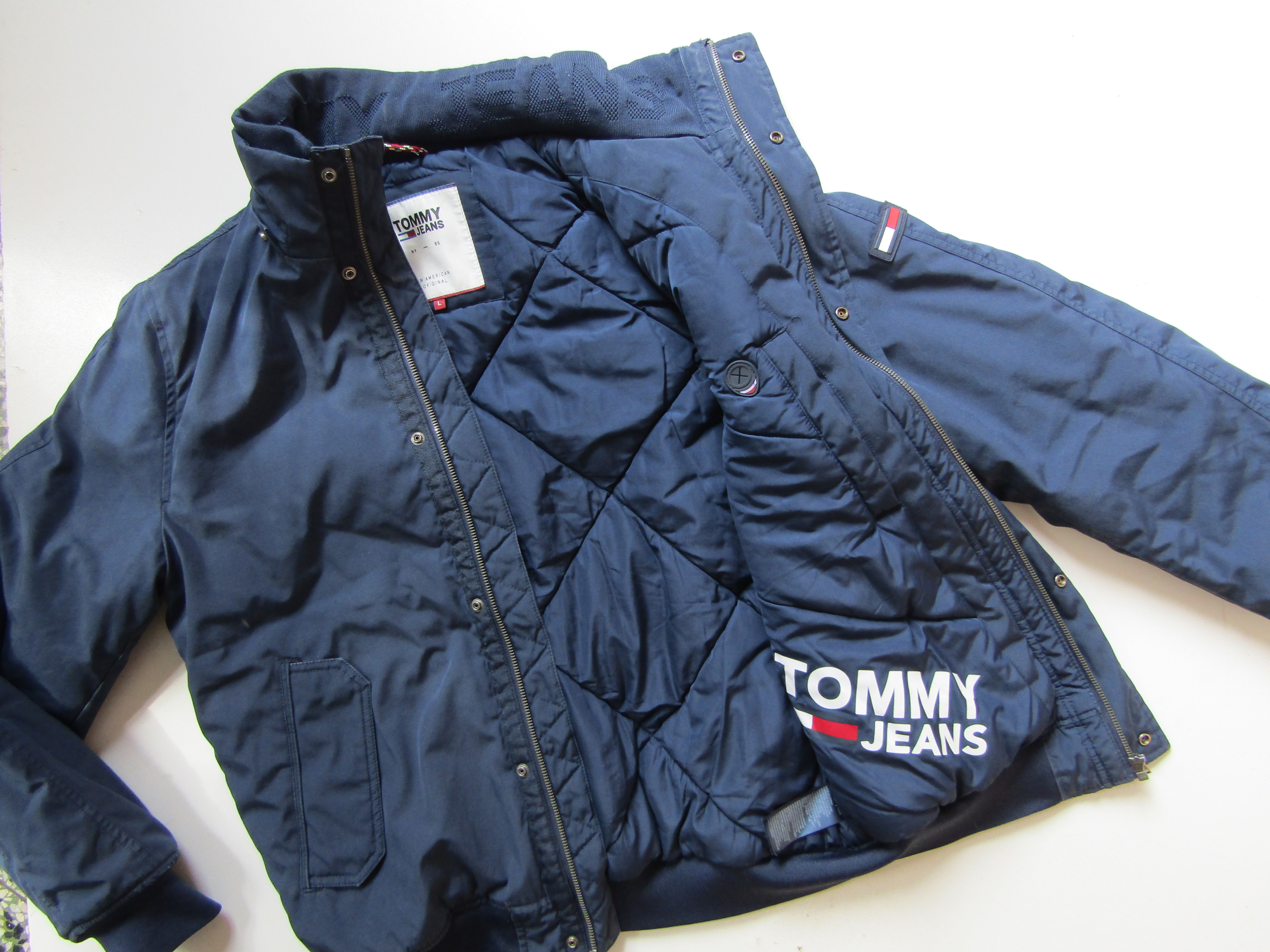 Pánská zimní bunda- TOMMY JEANS.... VEL-L