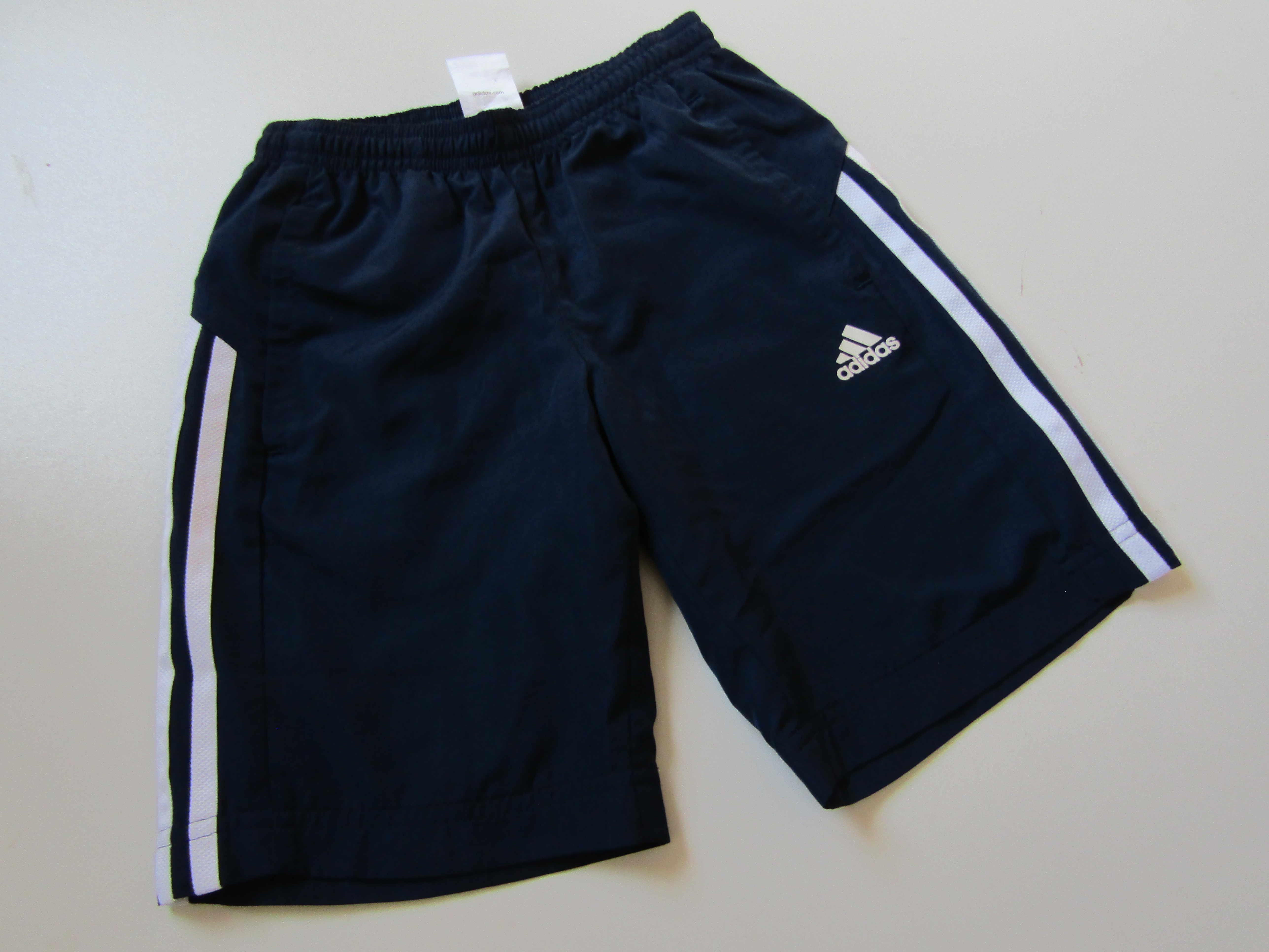 Chlapecké sportovní kraťasy- ADIDAS... VEL-116