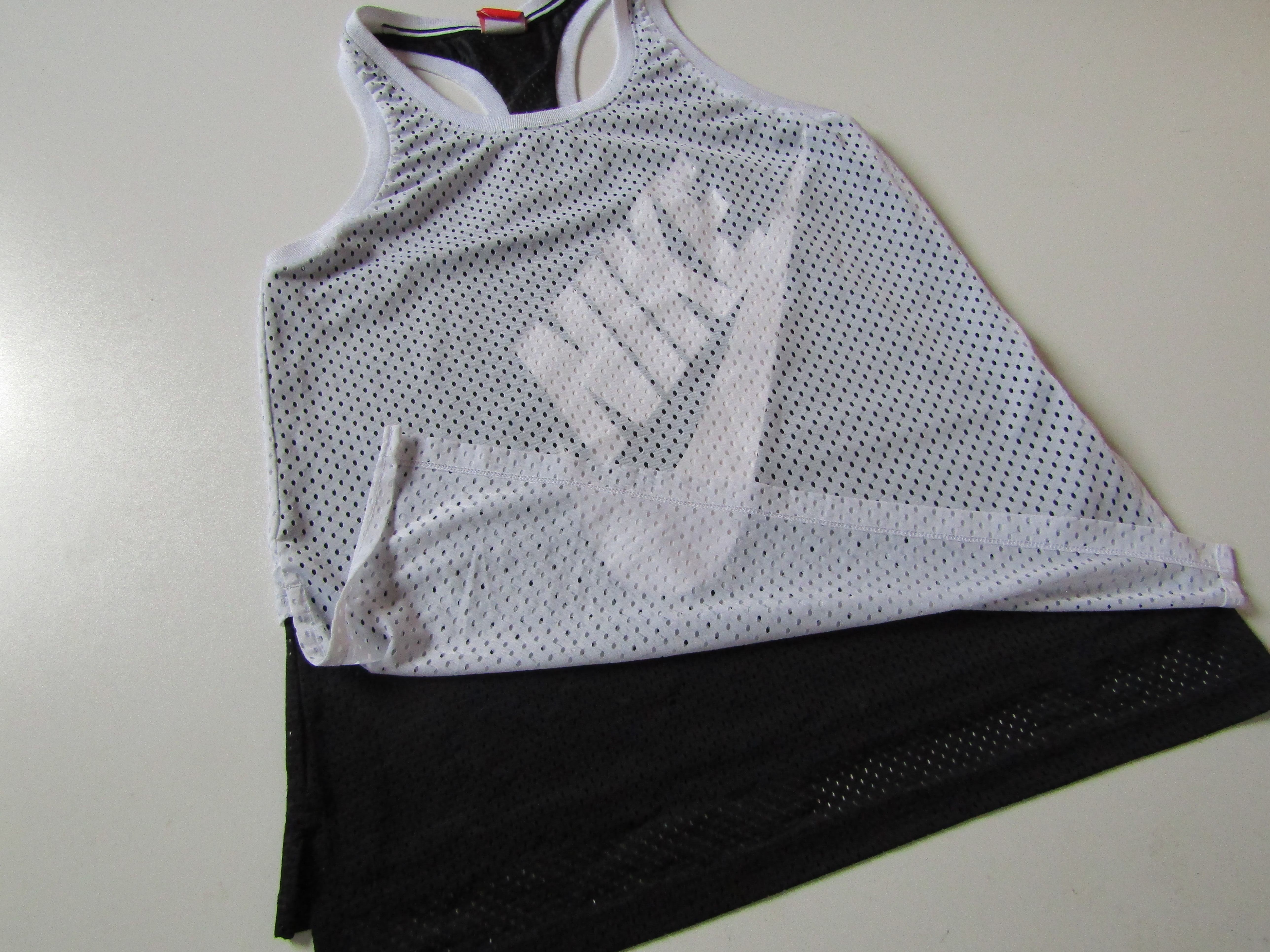 Chlapecké sportovní tílko- NIKE... VEL-M-L