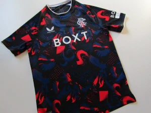 Chlapecký sportovní dres- CASTORE-NOVÝ... VEL-164