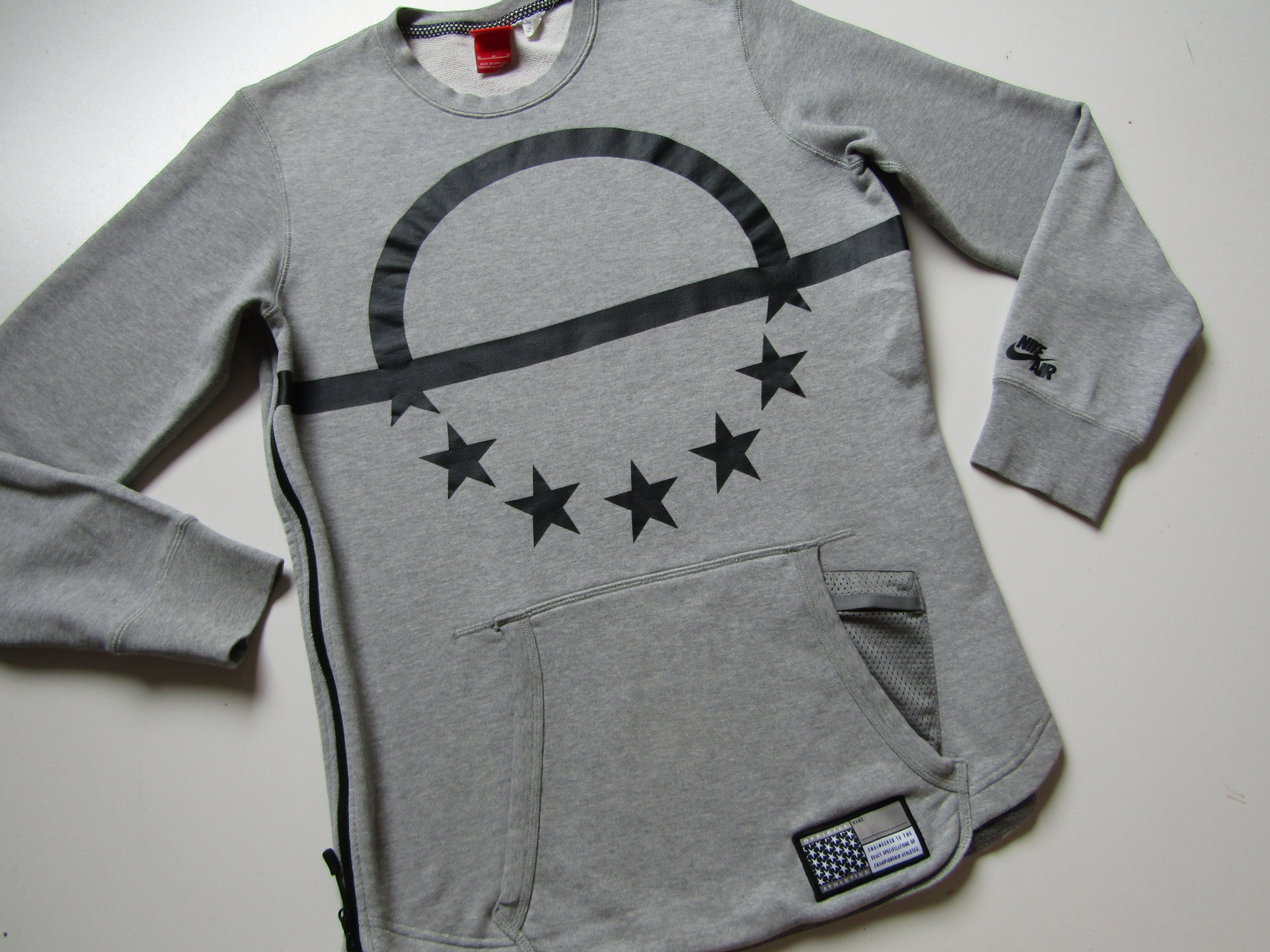 Dívčí sportovní mikina- NIKE... VEL-M