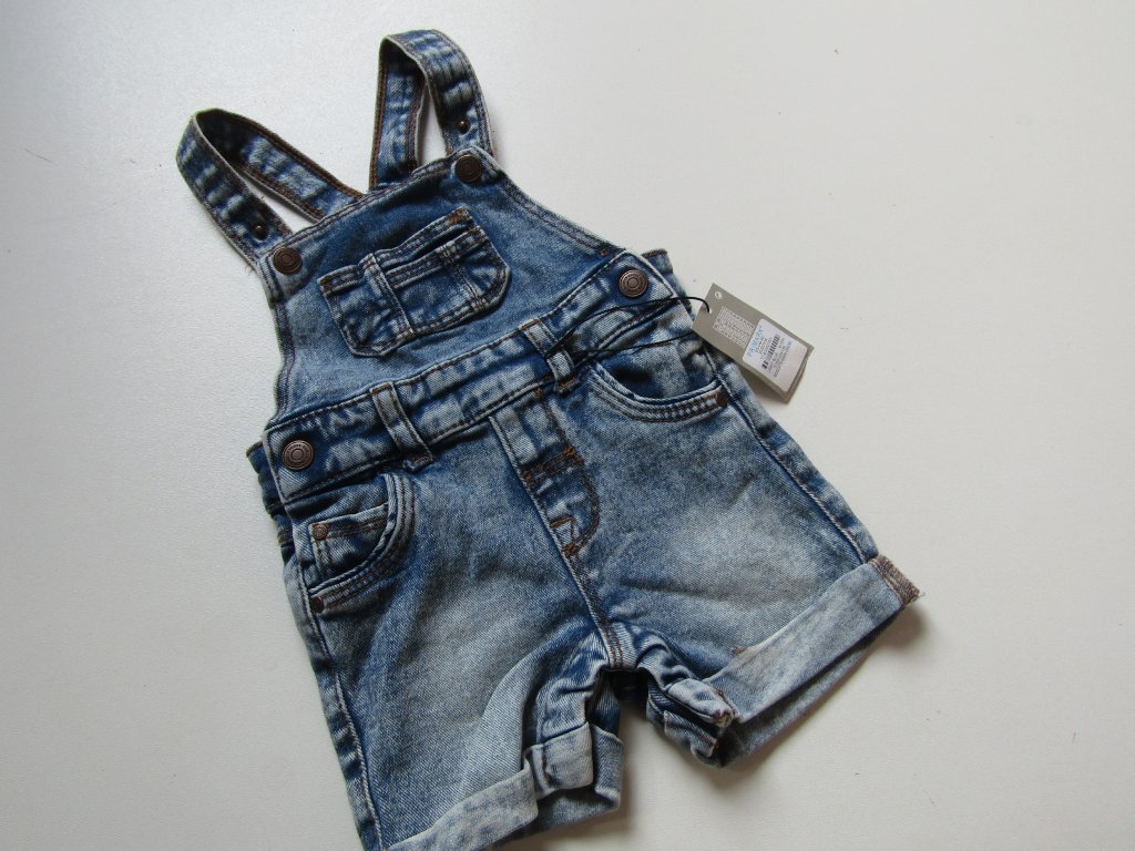 Chlapecké džínové kraťasy- PRIMARK-NOVÉ... VEL-80