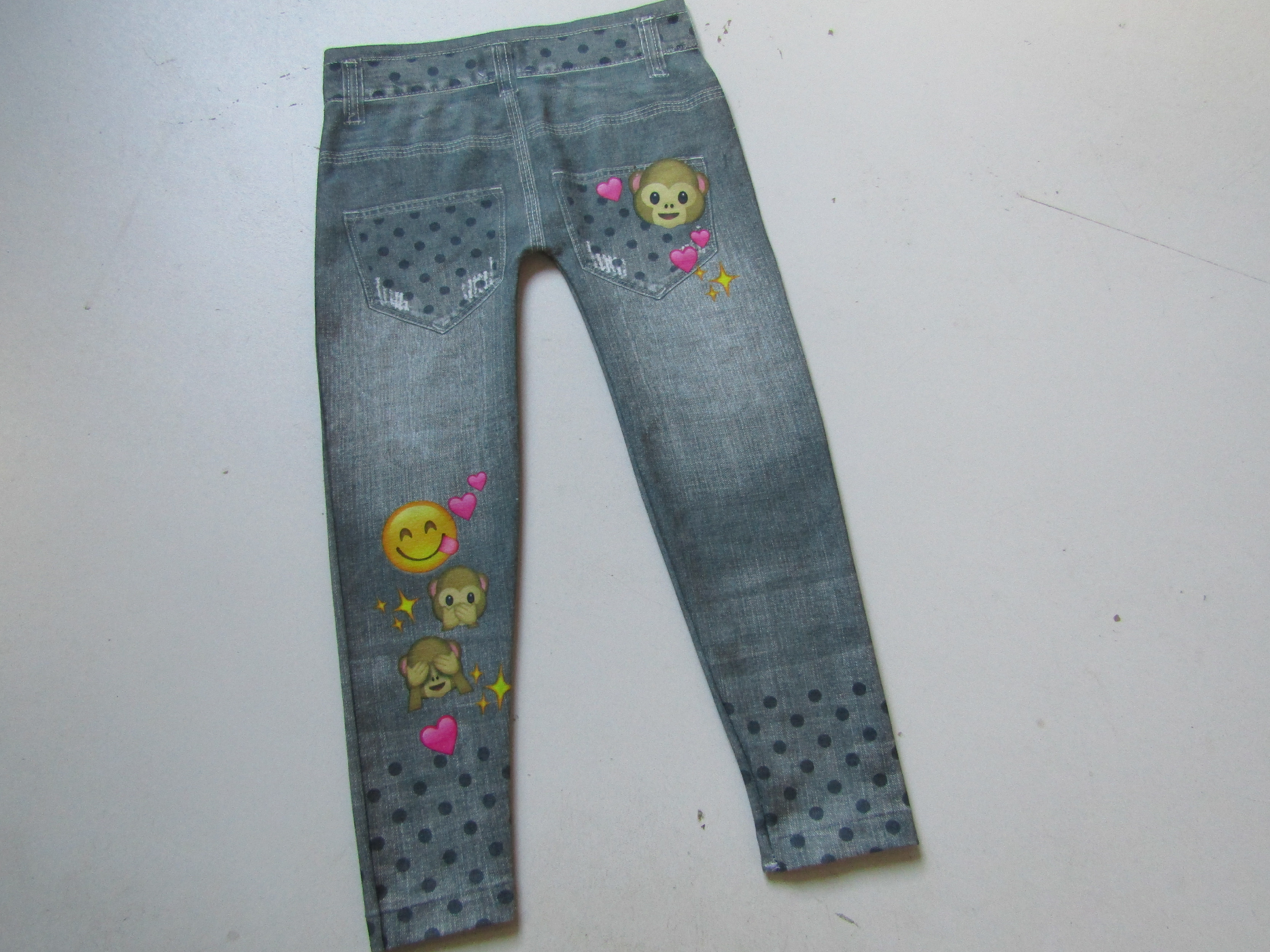 Dívčí  leginy.. VEL-104