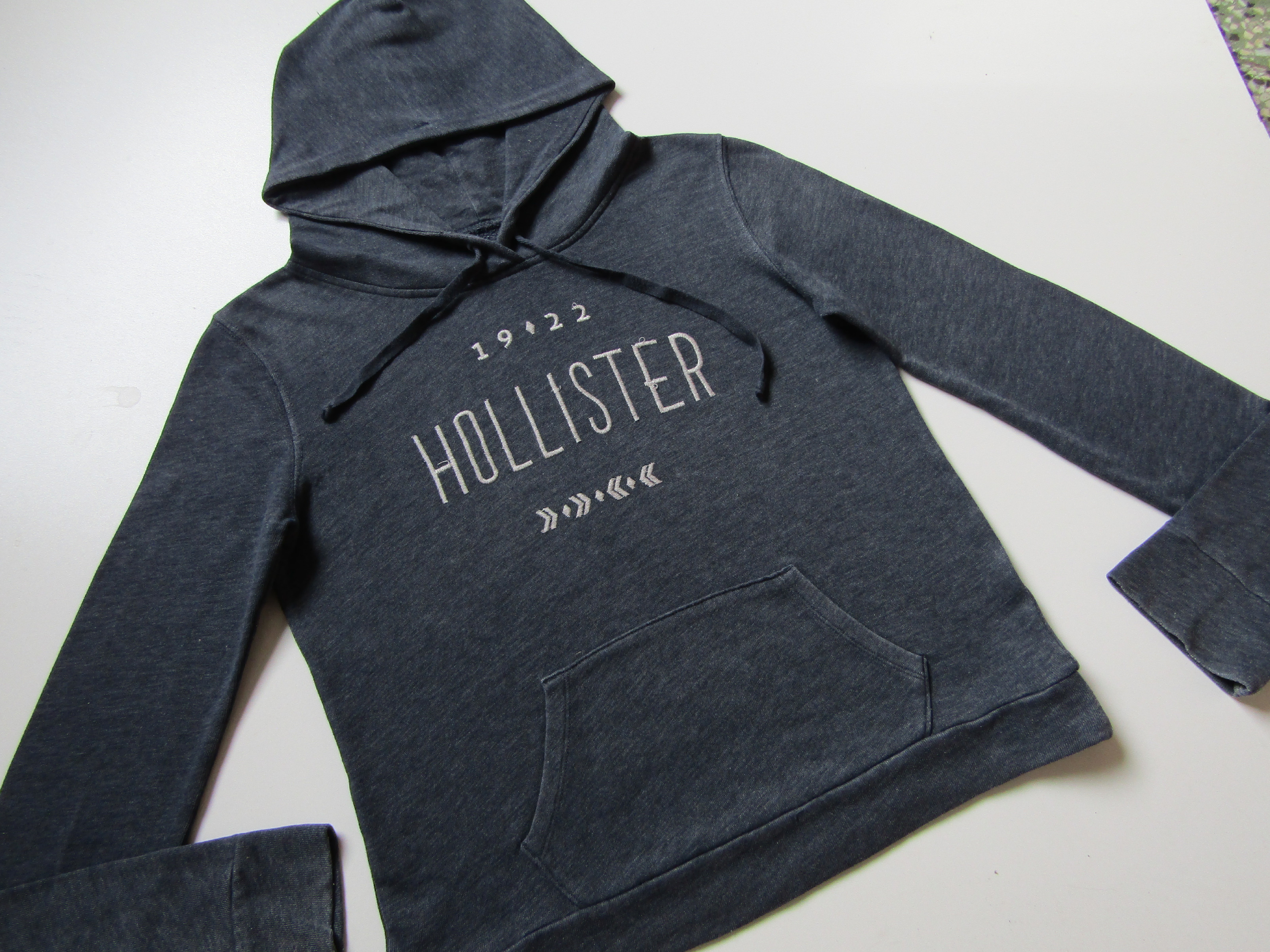 Dívčí mikina- HOLLISTER  ... VEL-S