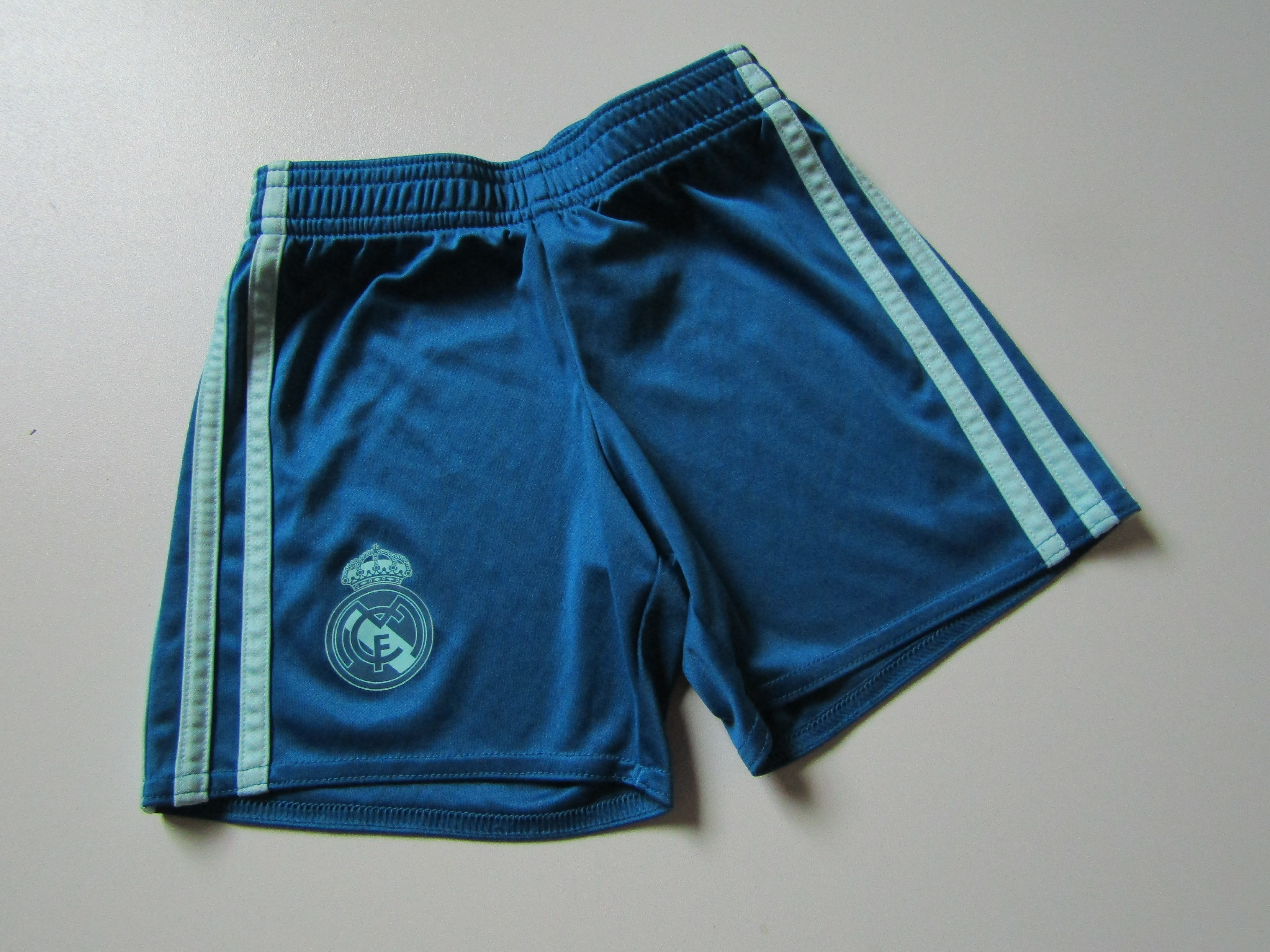 Chlapecké sportovní kraťasy- ADIDAS... VEL-98-104