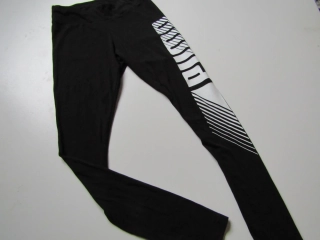 Dámské sportovní leginy- PUMA... VEL-XS