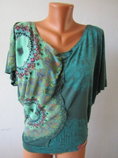 Dámská halenka- DESIGUAL... VEL-M