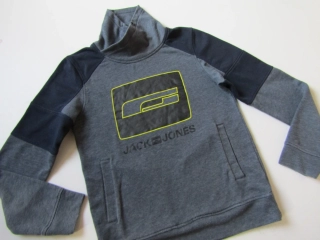 Chlapecká sportovní mikina- JACK&JONES... VEL-S