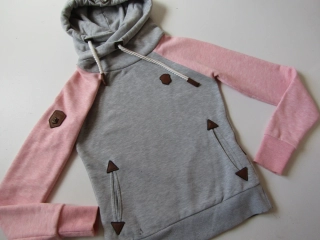 Dívčí sportovní mikina- NAKETANO-NOVÁ... VEL-S