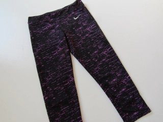 Dívčí sportovní 3/4 leginy- NIKE... VEL-S