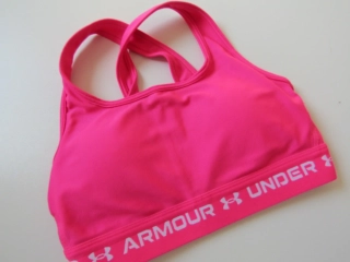 Dívčí sportovní vršek- UNDER ARMOUR... VEL-S