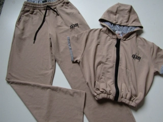 Dívčí sportovní souprava... VEL-S