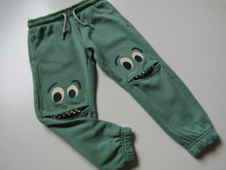 Chlapecké tepláky- C&A... VEL-104