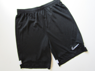 Chlapecké sportovní kraťasy- NIKE.. VEL-158-170
