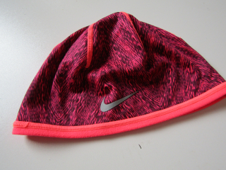 Dívčí sportovní čepice- NIKE... VEL-152-XL