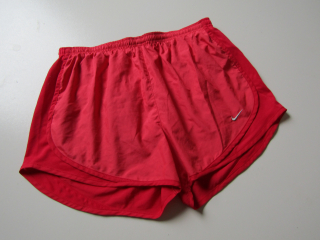 Dívčí sportovní kraťasy- NIKE... VEL-M