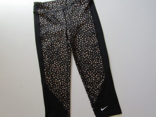 Dívčí sportovní 3/4 leginy- NIKE... VEL-134-146