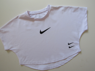 Dívčí sportovní tričko- NIKE... VEL-M