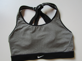 Dívčí sportovní vršek-NIKE... VEL-M