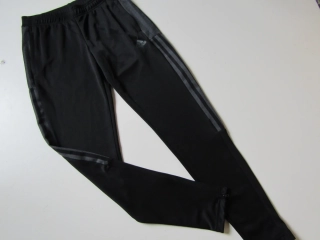 Chlapecké sportovní kalhoty- ADIDAS-NOVÉ... VEL-XS