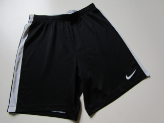 Chlapecké sportovní kraťasy- NIKE... VEL-158-170