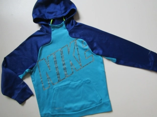Chlapecká sportovní mikina- NIKE... VEL-146-158