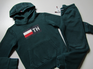 Chlapecká teplákovka- TOMMY HILFIGER... VEL-128