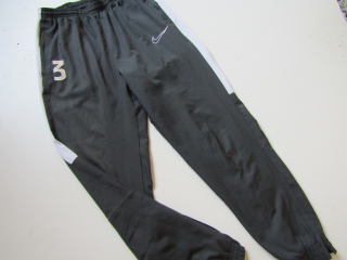 Chlapecké sportovní kalhoty- NIKE... VEL-S