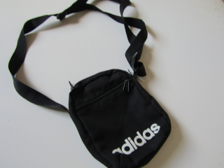Sportovní kabelka- ADIDAS... VEL-UNI