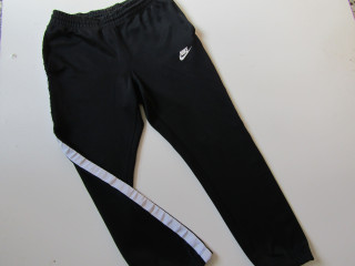 Dívčí oversize tepláky- NIKE... VEL-S